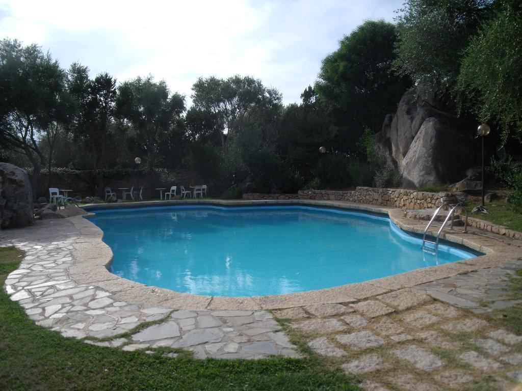 Residence Gardens Porto Rotondo Exteriör bild